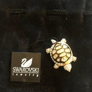 NWT Swarovski crystal turtle pin